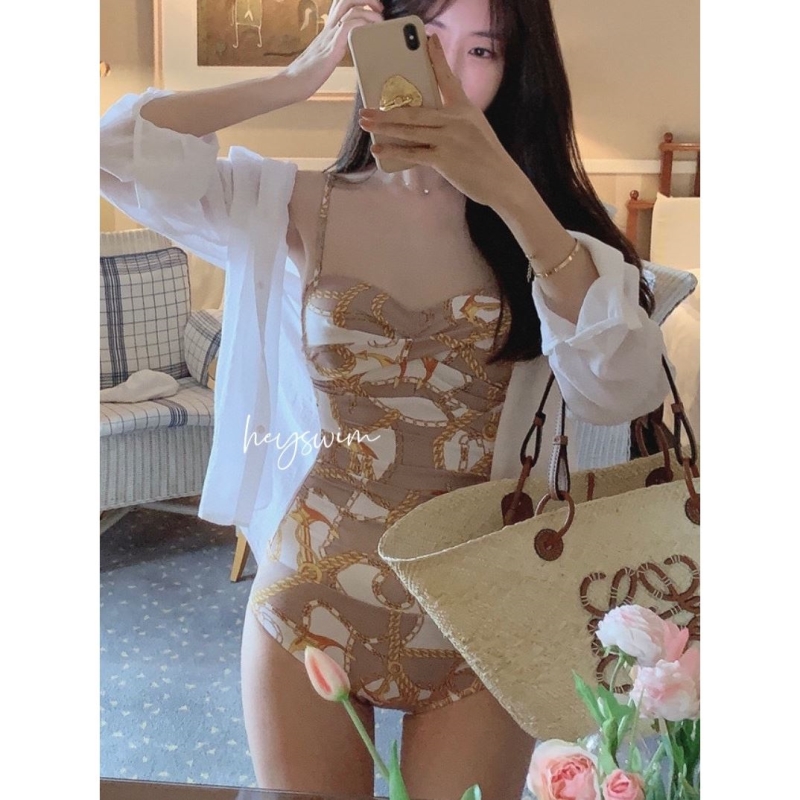 H**mes
